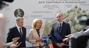 В Свердловской области создано движение «За медицину здорового долголетия»