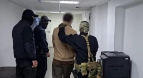 Трое жителей Екатеринбурга обвиняются в похищении человека и вымогательстве