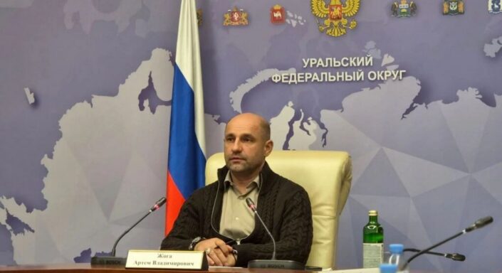 Полпред Жога потребовал усилить контроль на фоне масштабных снегопадов